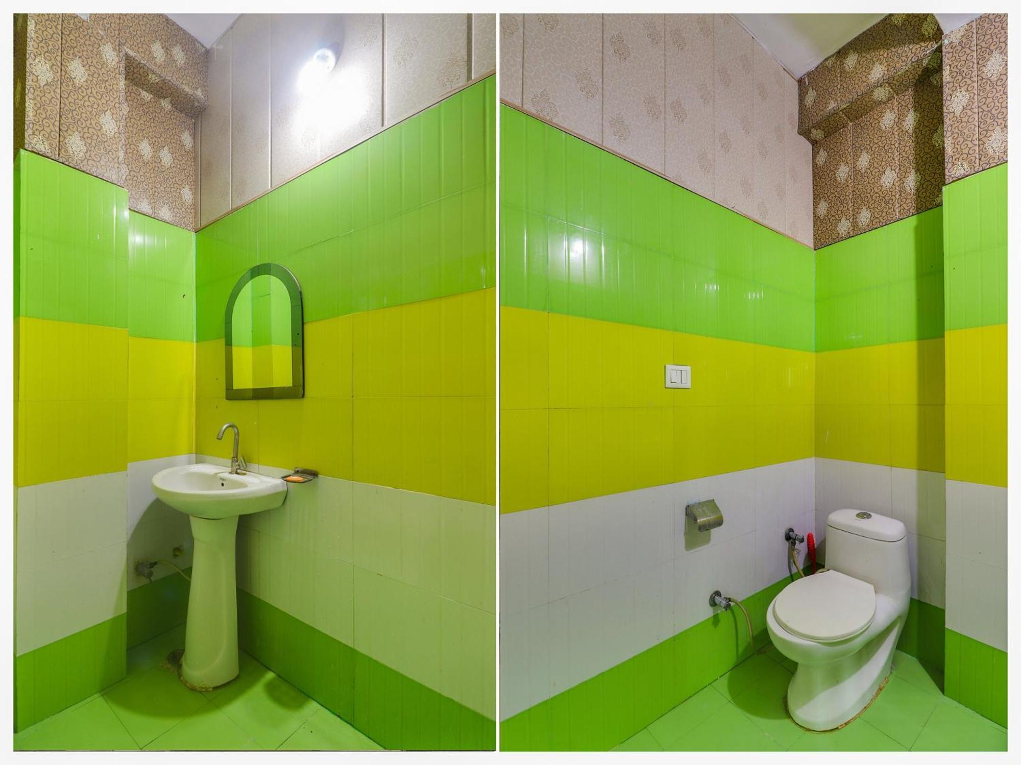 Collection O Paradise And Restaurant Hotell Kashipur Exteriör bild