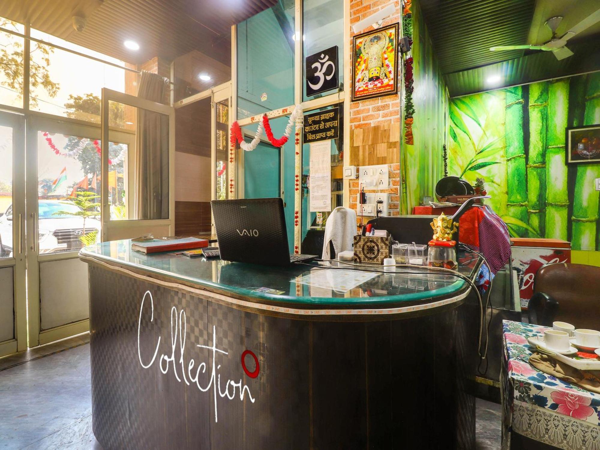 Collection O Paradise And Restaurant Hotell Kashipur Exteriör bild
